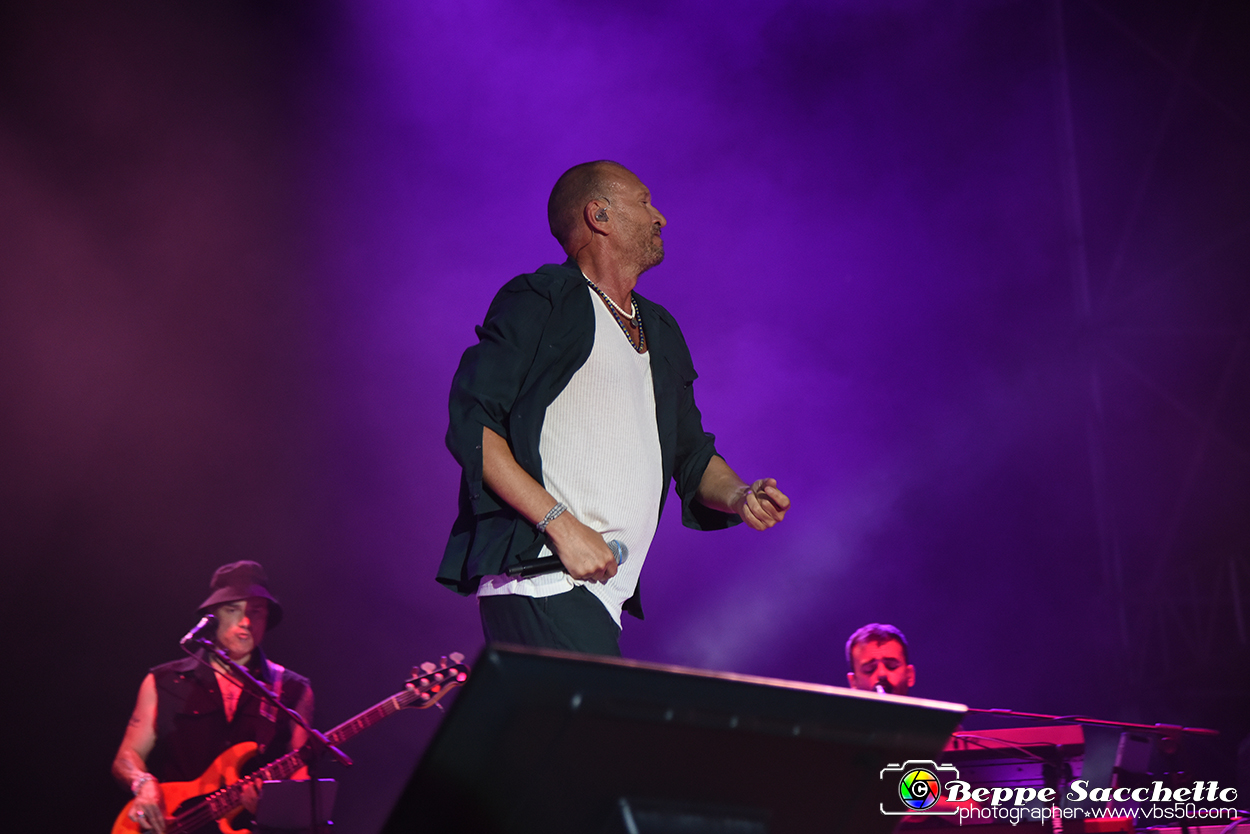 VBS_0862 - Concerto Biagio Antonacci - Palco Centrale Tour 2023.jpg